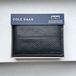 NWT Cole Haan leather bifold with removable pass case